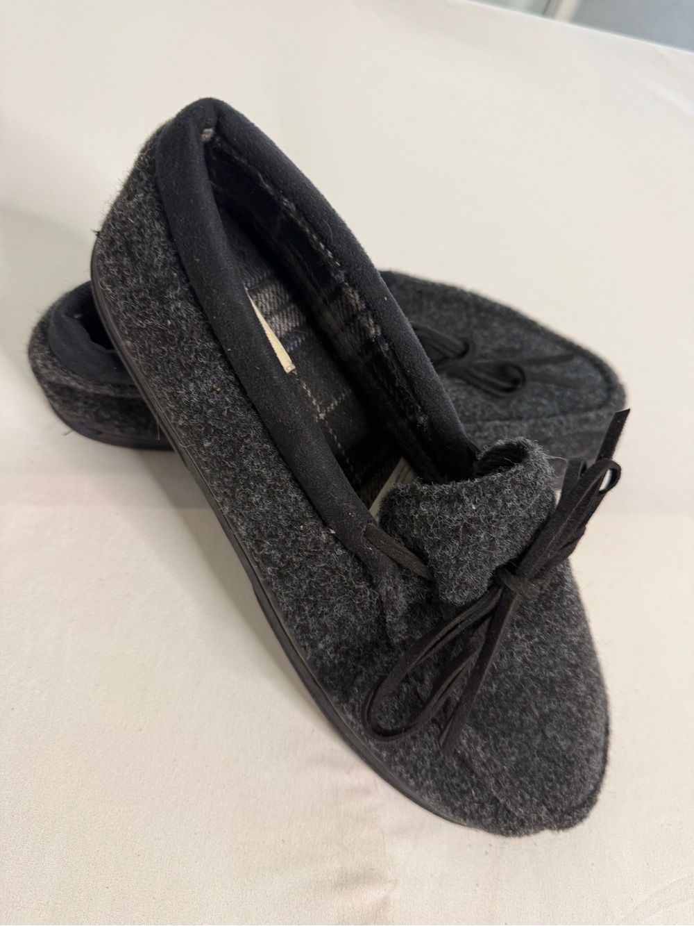dearfoams Gray Memory Foam Slip-On Slippers with Bow Detail